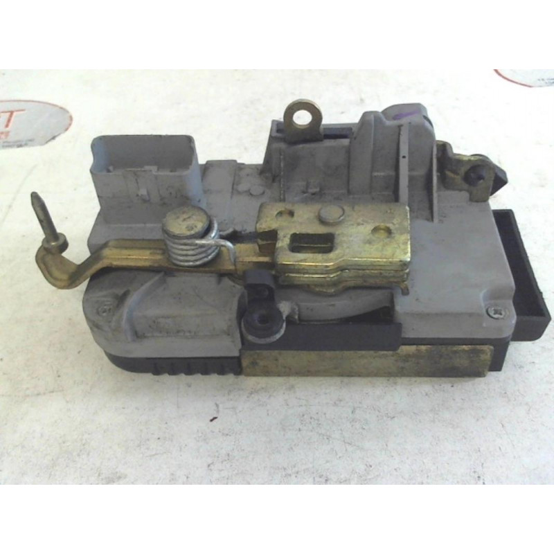 Serrure avant gauche PEUGEOT 807 HDI d’occasion