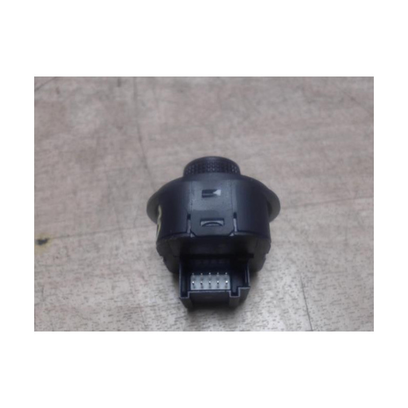 Bouton/Interrupteur VOLKSWAGEN POLO 5 PHASE 2 d’occasion