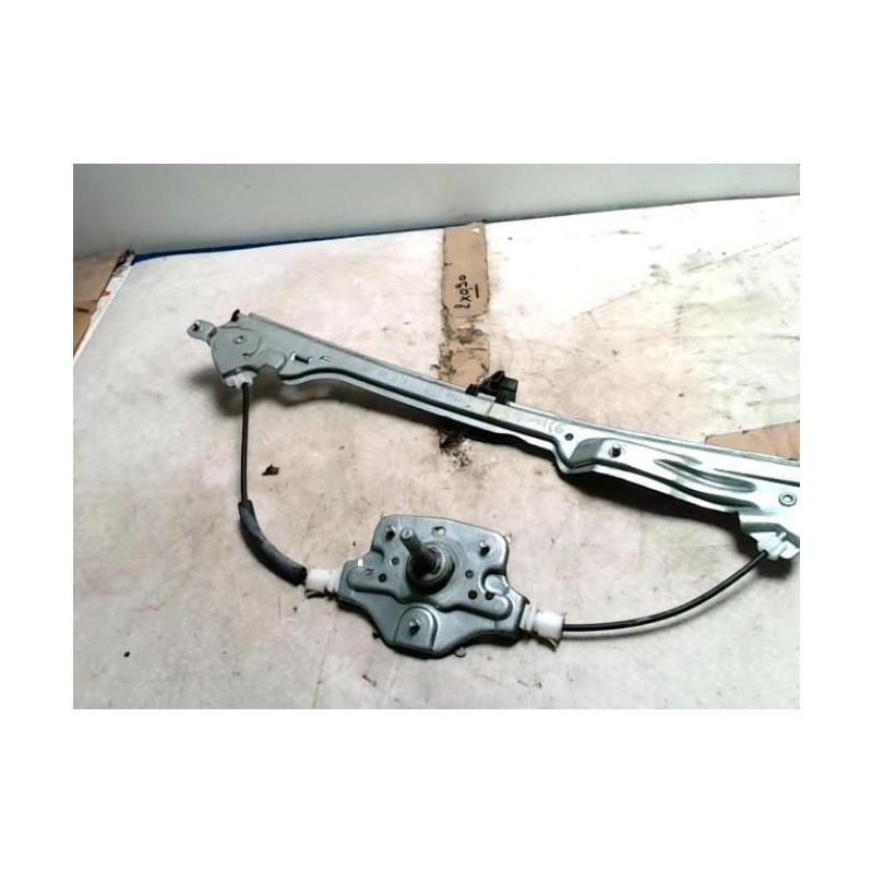 Leve vitre mecanique arriere gauche RENAULT MODUS PHASE 1 d’occasion