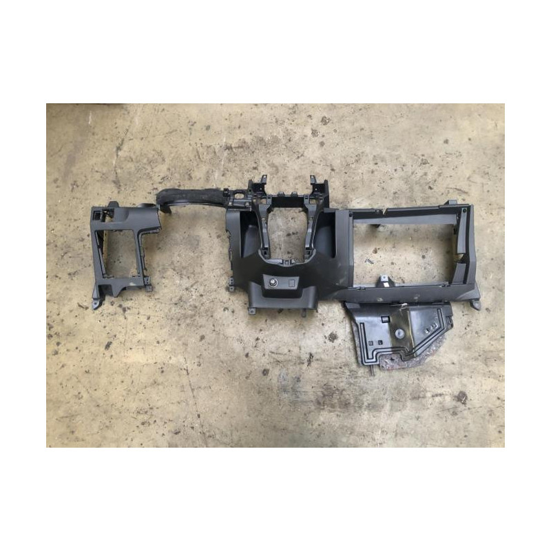 Tableau de bord TOYOTA YARIS 2 PHASE 2 d’occasion