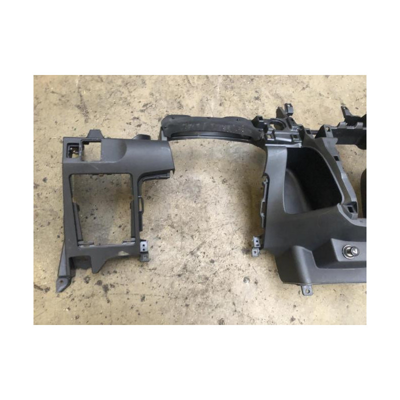 Tableau de bord TOYOTA YARIS 2 PHASE 2 d’occasion