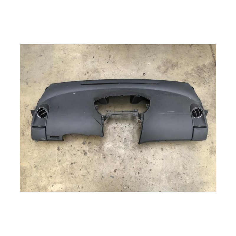 Tableau de bord TOYOTA YARIS 2 PHASE 2 d’occasion