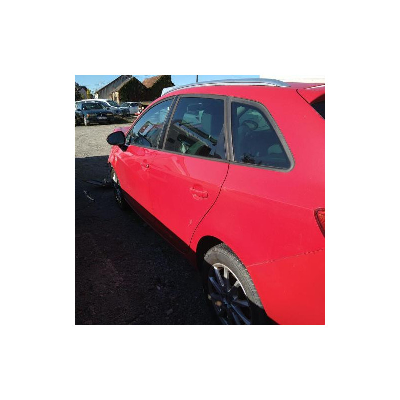 Poignee porte arriere gauche SEAT IBIZA 4 ST PHASE 3 BREAK d’occasion