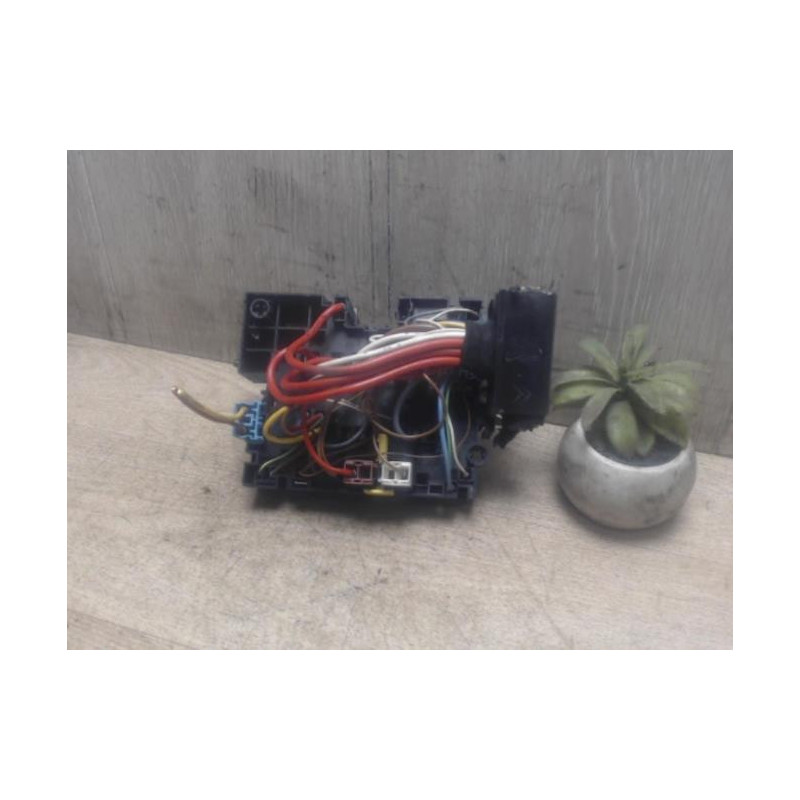 Boitier servitude moteur (BSM) PEUGEOT 206 PHASE 1 d’occasion