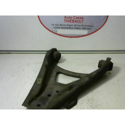 Triangle avant gauche RENAULT R11 d’occasion