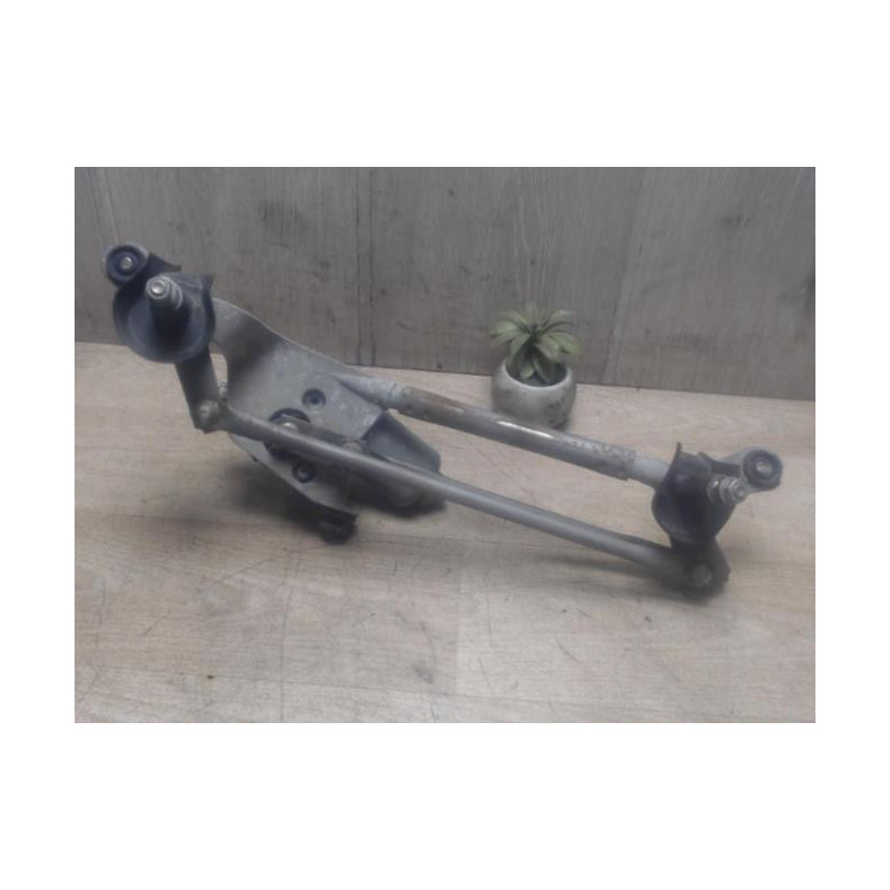 Moteur essuie glace avant TOYOTA YARIS 2 PHASE 1 d’occasion