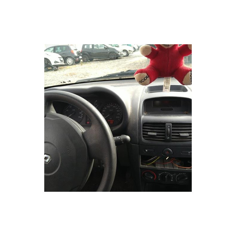 Pompe à vide RENAULT CLIO 2 PHASE 2 d’occasion