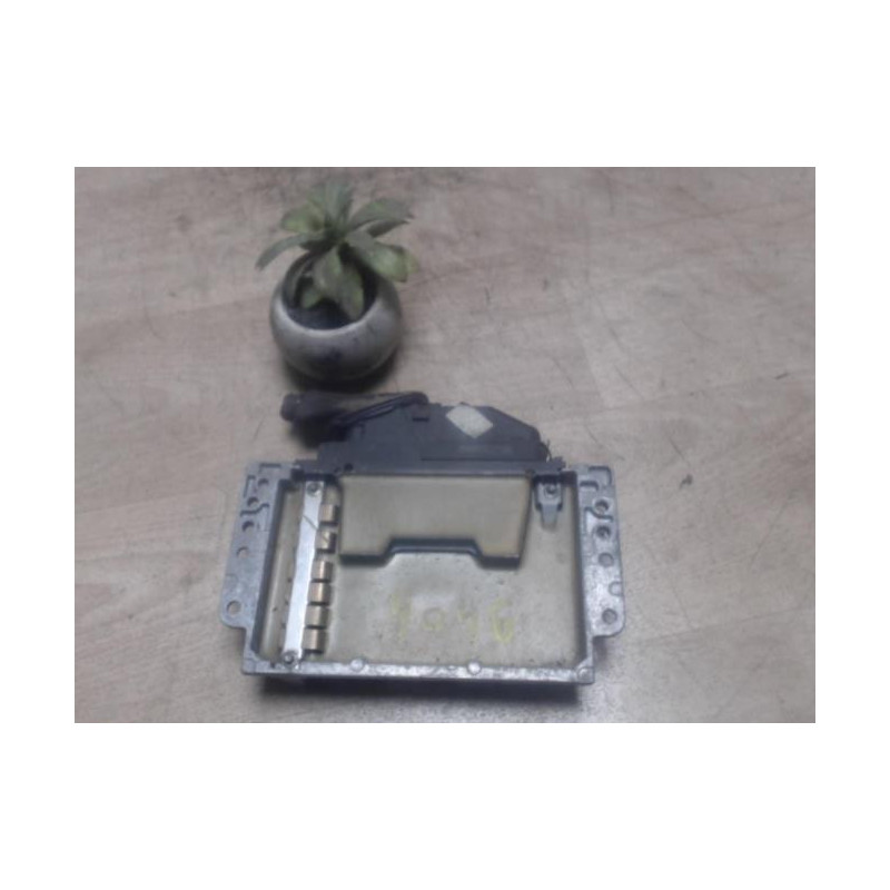 Calculateur moteur RENAULT SCENIC 1 PHASE 1 d’occasion