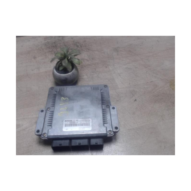 Calculateur moteur RENAULT SCENIC 1 PHASE 2 d’occasion