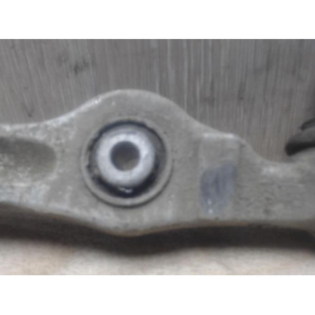 Bras inferieur avant gauche AUDI A4 2 AVANT PHASE 2 BREAK d’occasion
