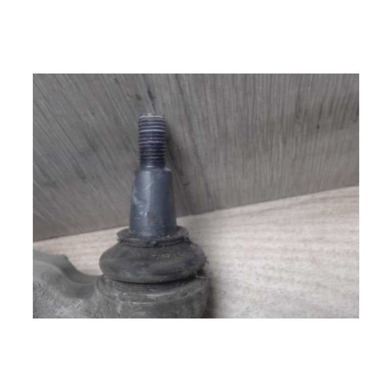 Bras inferieur avant gauche AUDI A4 2 AVANT PHASE 2 BREAK d’occasion