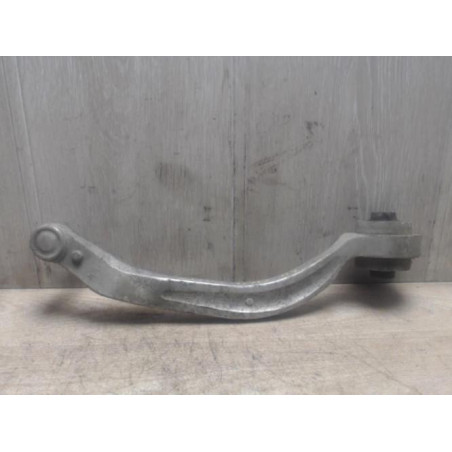 Bras de suspension superieur avant gauche AUDI A4 2 AVANT PHASE 2 BREAK d’occasion