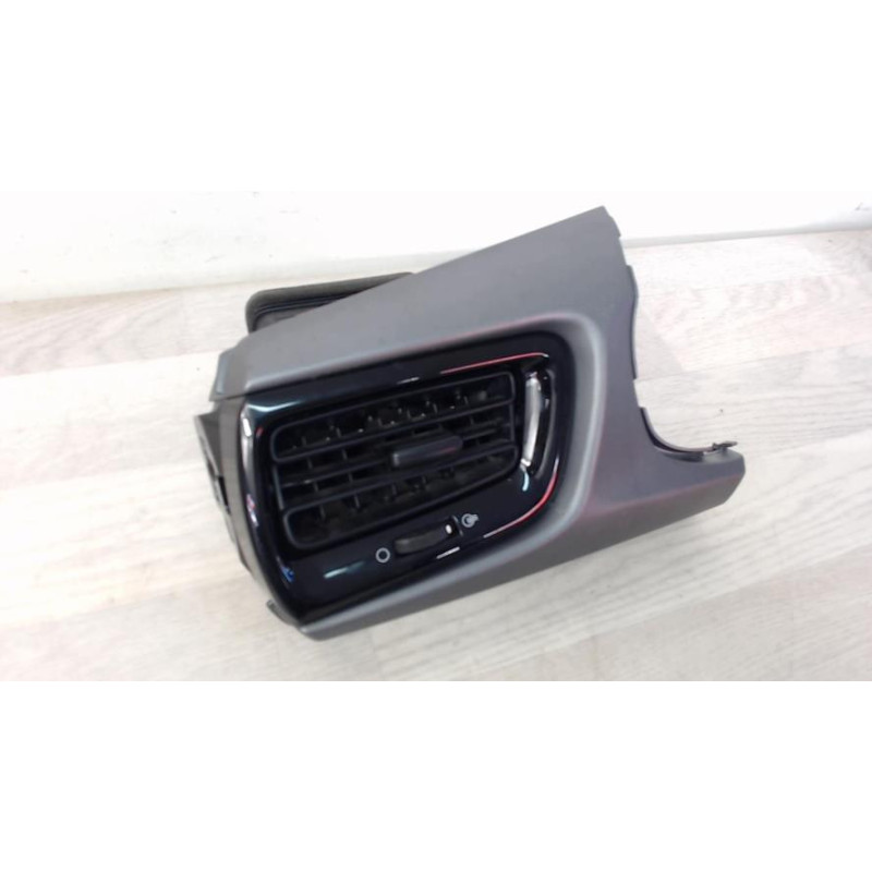 Aerateur tableau de bord avant gauche KIA RIO 4 PHASE 1 d’occasion