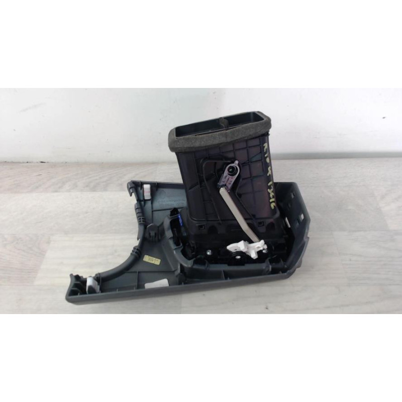 Aerateur tableau de bord avant gauche KIA RIO 4 PHASE 1 d’occasion