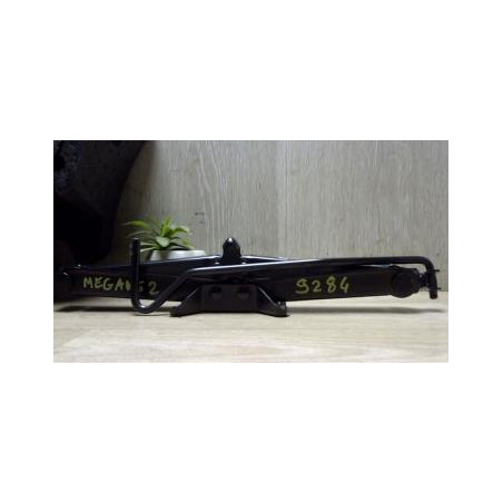 Cric (Ensemble depannage) RENAULT MEGANE 2 PHASE 2 d’occasion