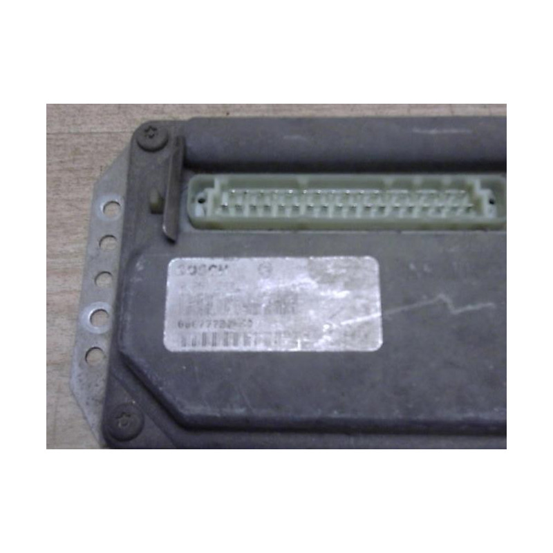 Calculateur moteur LANCIA Y10 2 d’occasion
