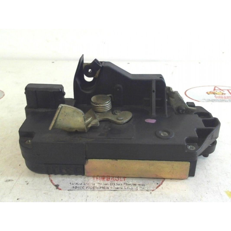 Serrure arriere droit PEUGEOT 306 3 ET 5 PORTES d’occasion