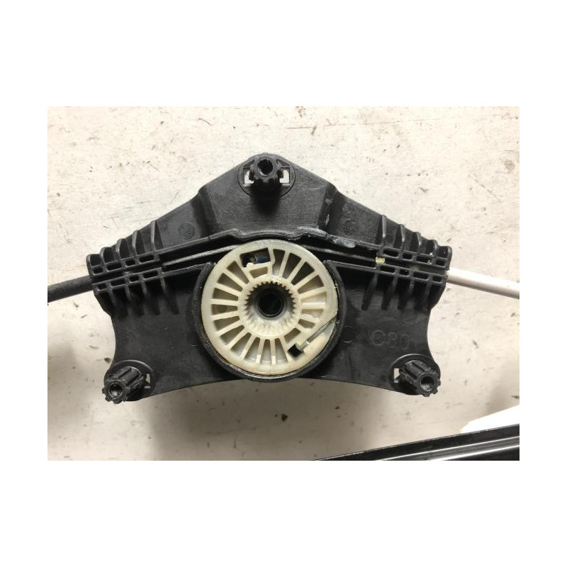Mecanisme de leve vitre electrique arriere gauche SKODA SCALA d’occasion