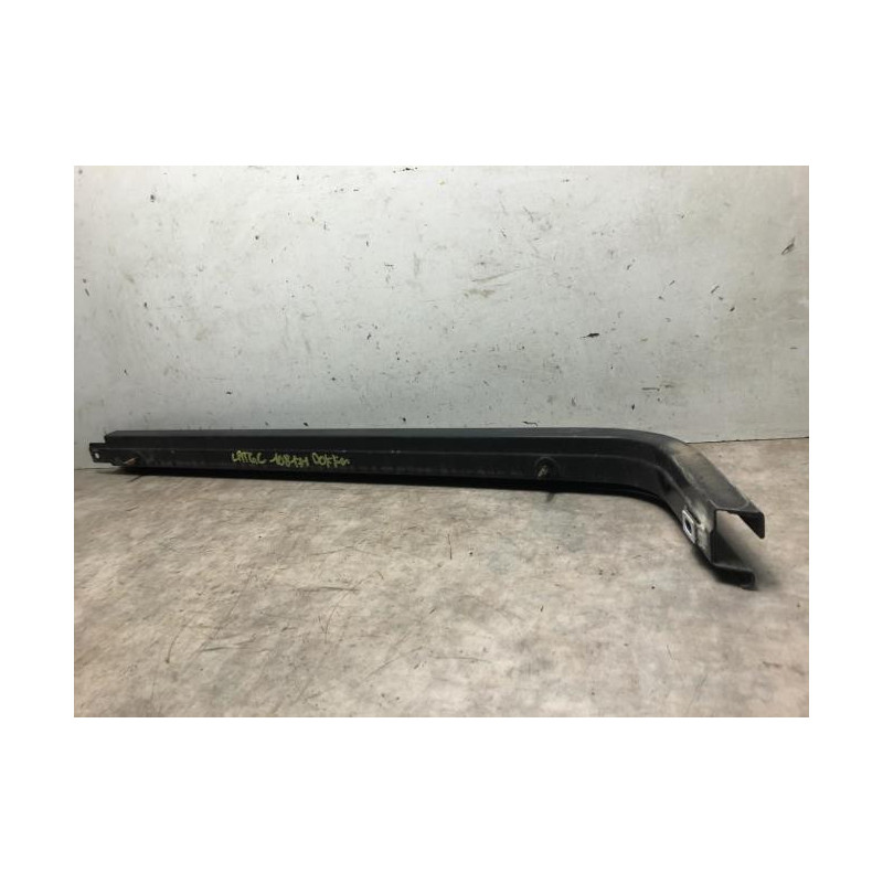 Rail de porte coulissante DACIA DOKKER 1.6 MPI - 85 d’occasion