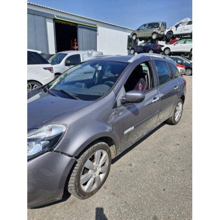 Renfort pare choc arriere (traverse) RENAULT CLIO 3 PHASE 2 BREAK d’occasion