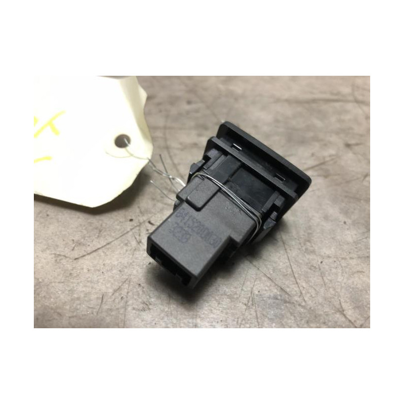 Commande de reglage hauteur de phare TOYOTA YARIS 2 PHASE 2 d’occasion