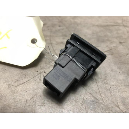 Commande de reglage hauteur de phare TOYOTA YARIS 2 PHASE 2 d’occasion