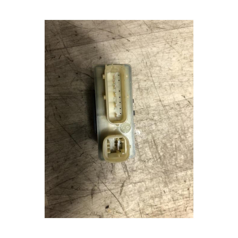 Relais electrique CITROEN C4 PICASSO 2 PHASE 1 d’occasion