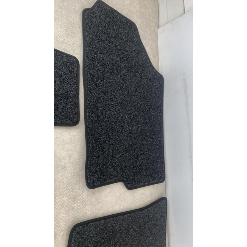 Tapis de sol KIA  d’occasion
