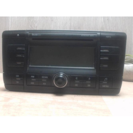 Autoradio d'origine SKODA OCTAVIA 2 PHASE 1 d’occasion