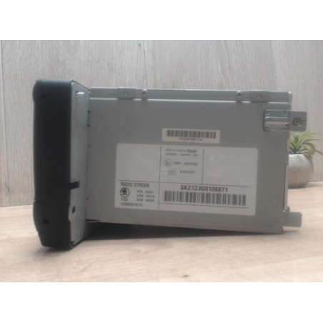 Autoradio d'origine SKODA OCTAVIA 2 PHASE 1 d’occasion