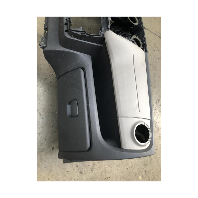 Tableau de bord DACIA DOKKER 1.6 MPI - 85 d’occasion