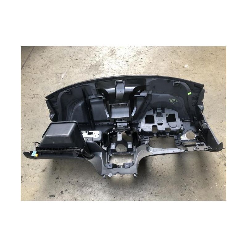 Tableau de bord DACIA DOKKER 1.6 MPI - 85 d’occasion