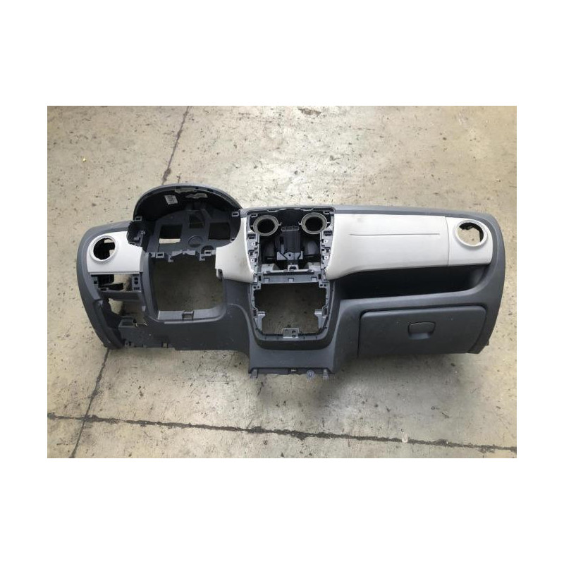 Tableau de bord DACIA DOKKER 1.6 MPI - 85 d’occasion