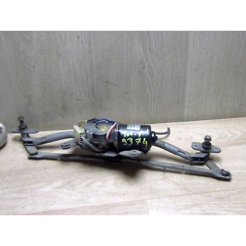 Moteur essuie glace avant RENAULT CLIO 1 PHASE 3 d’occasion