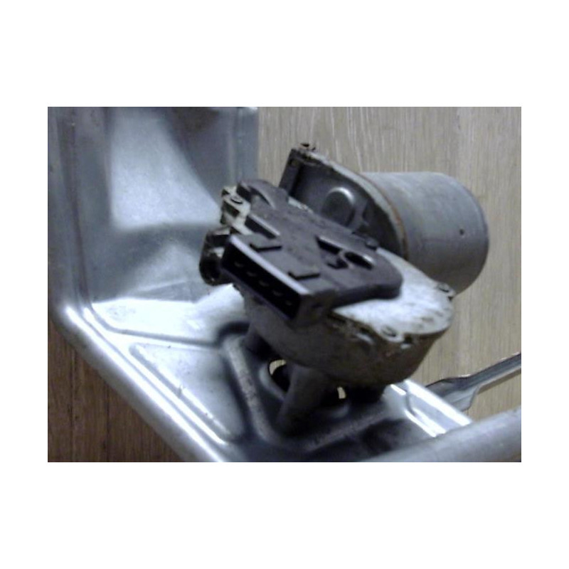 Moteur essuie glace avant FORD FIESTA 4 PHASE 1 d’occasion