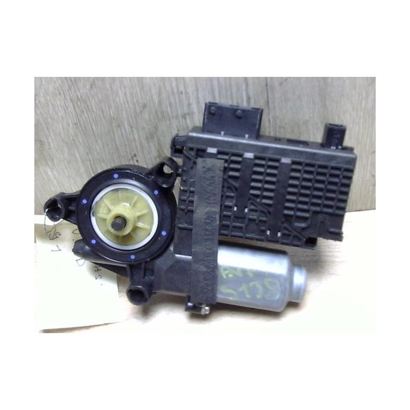 Moteur leve vitre avant droit CITROEN C4 GRAND PICASSO 1 d’occasion