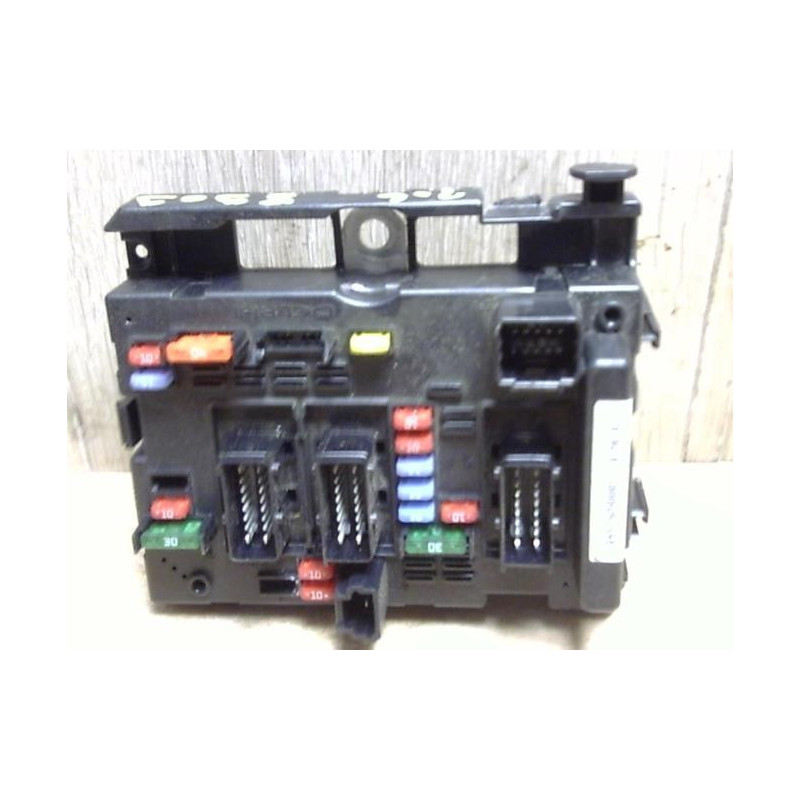 Boitier servitude moteur (BSM) PEUGEOT 206 PHASE 2 d’occasion
