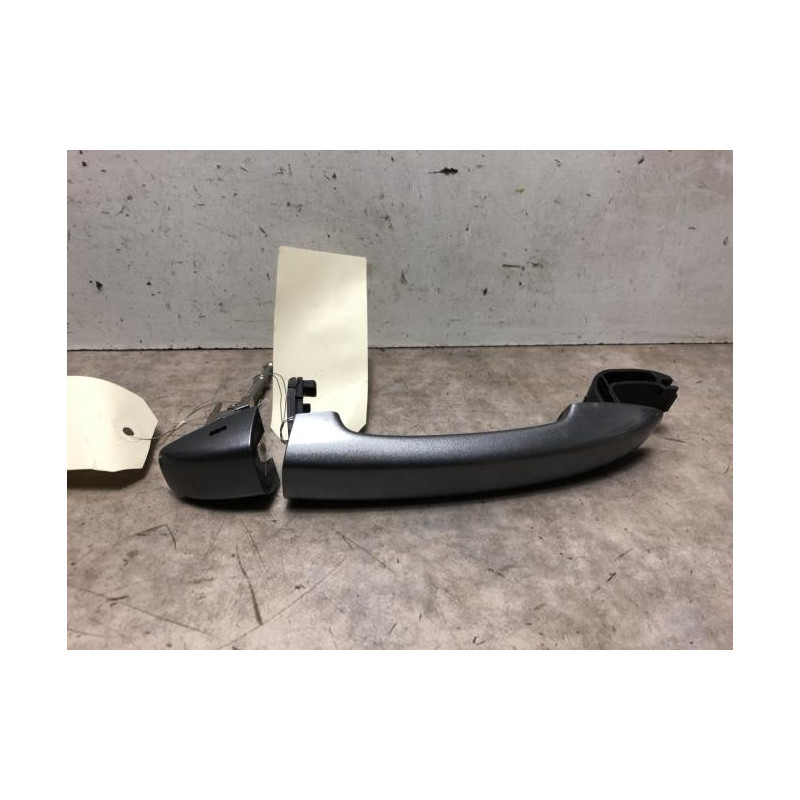 Poignee porte avant gauche RENAULT CLIO 5 d’occasion