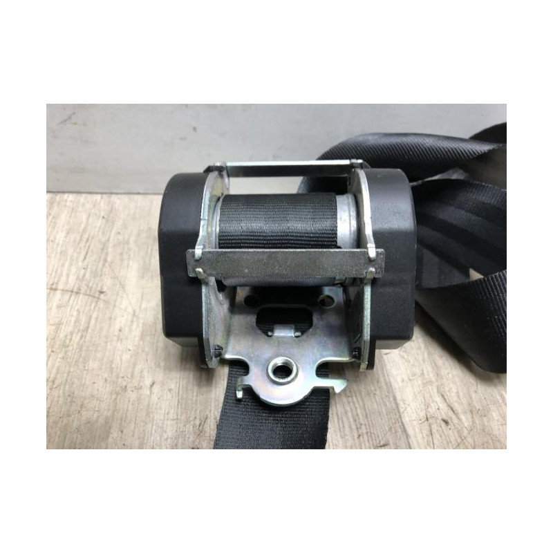Ceinture arriere gauche DACIA DOKKER 1.6 MPI - 85 d’occasion