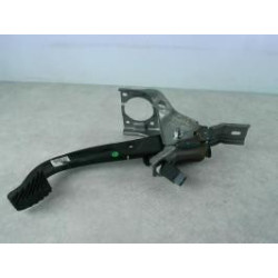 Pedalier de frein KIA RIO 4 PHASE 1 d’occasion
