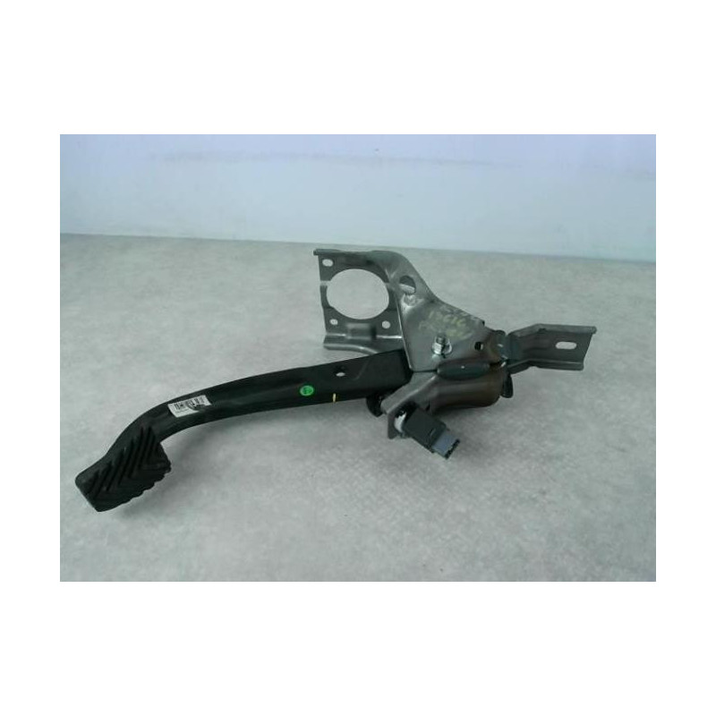 Pedalier de frein KIA RIO 4 PHASE 1 d’occasion