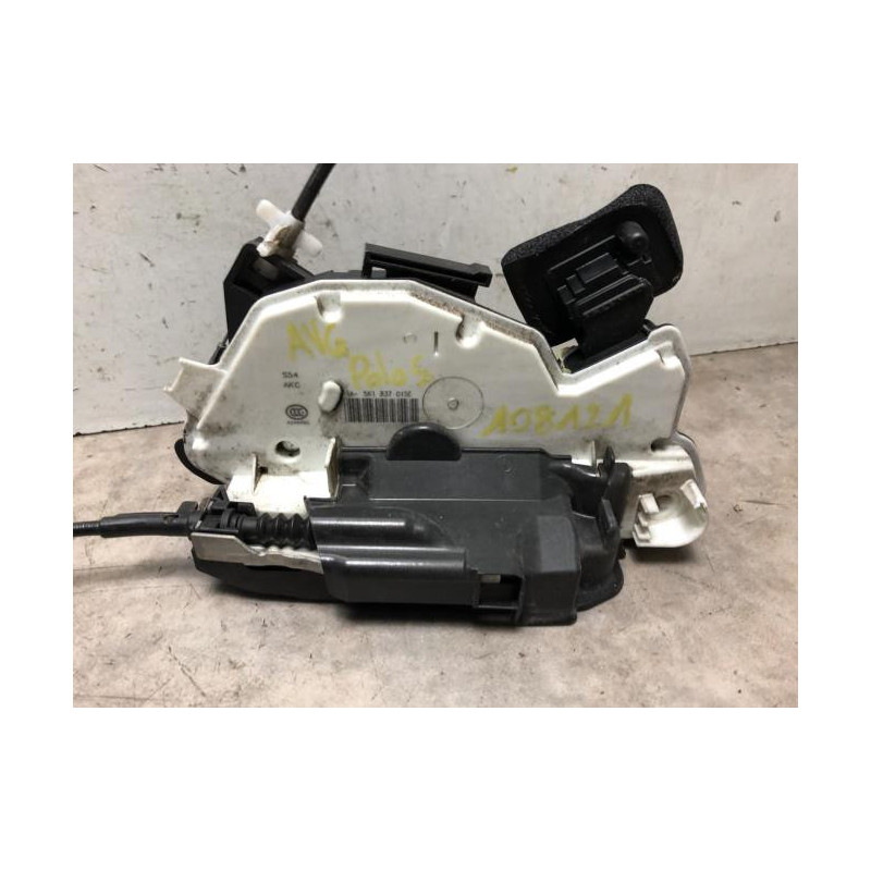 Serrure avant gauche VOLKSWAGEN POLO 5 PHASE 2 d’occasion