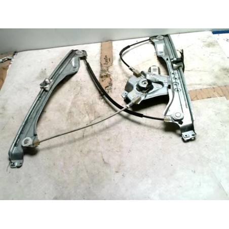 Leve vitre electrique avant gauche RENAULT CLIO 3 PHASE 1 d’occasion