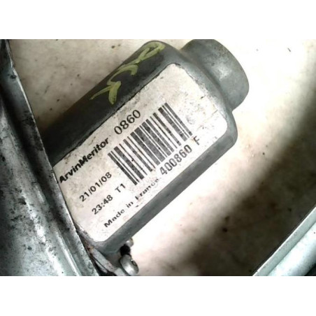 Leve vitre electrique avant gauche RENAULT CLIO 3 PHASE 1 d’occasion