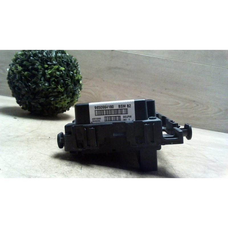 Boitier servitude moteur (BSM) PEUGEOT 307 PHASE 1 d’occasion