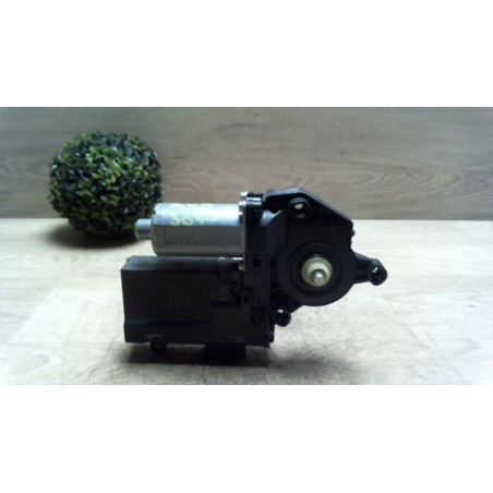 Moteur leve vitre avant droit PEUGEOT 307 PHASE 1 d’occasion