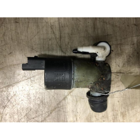 Pompe lave glace avant Dacia SANDERO 1.4 MPI - 75 GPL d’occasion