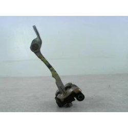 Tirant de porte avant gauche RENAULT CLIO 2 CAMPUS PHASE 1 d’occasion
