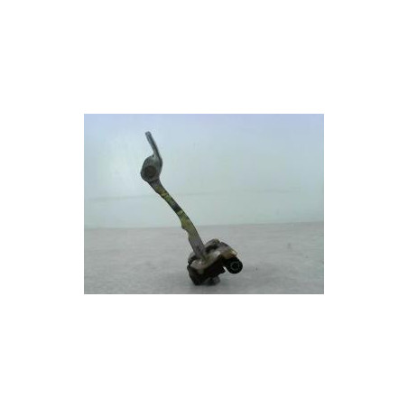 Tirant de porte avant gauche RENAULT CLIO 2 CAMPUS PHASE 1 d’occasion