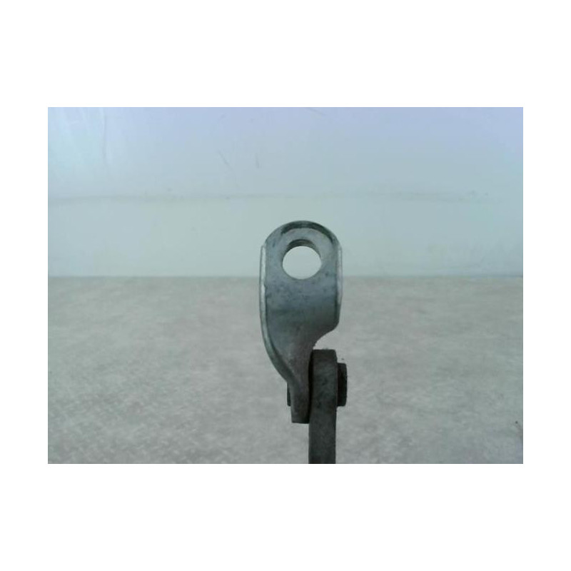 Tirant de porte avant gauche RENAULT CLIO 2 CAMPUS PHASE 1 d’occasion